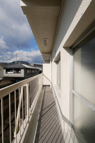 真藤ビルのバルコニー|真藤ビル202号