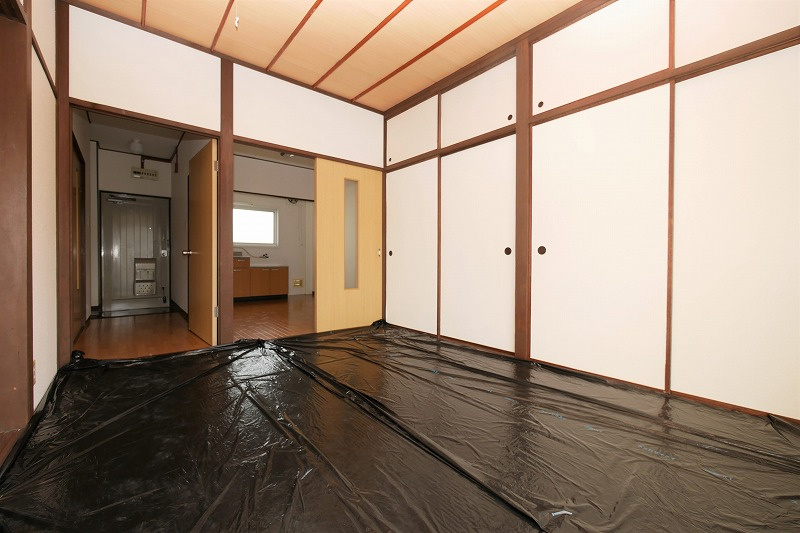 真藤ビルの居間・リビング|真藤ビル202号