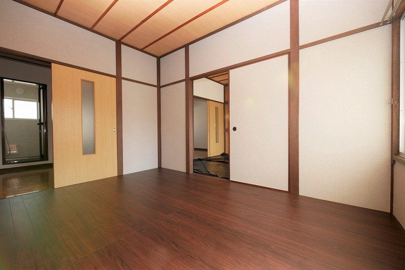 真藤ビルの居間・リビング|真藤ビル202号