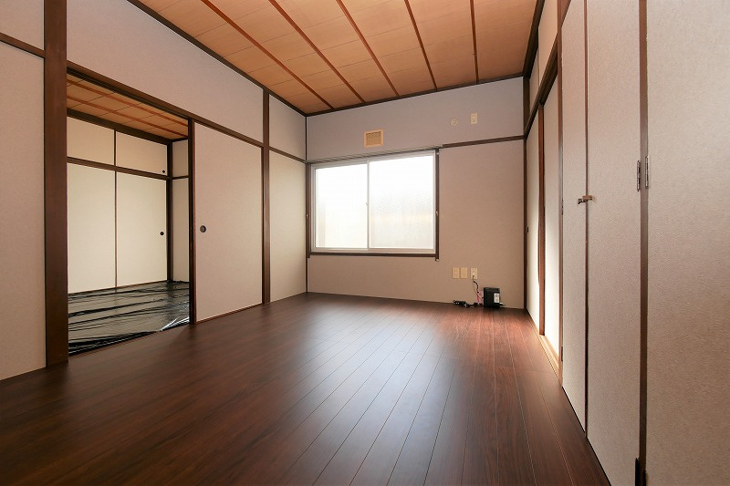 真藤ビルの洋室|真藤ビル202号