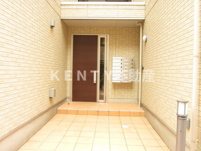 【エントランス】 | グランシャリオ大森 | 落ち着いたエントランスです