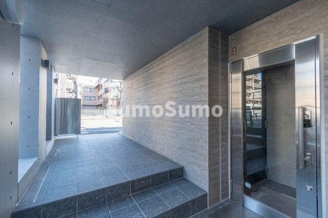アトリア瀬田のエントランス|建物の内部です