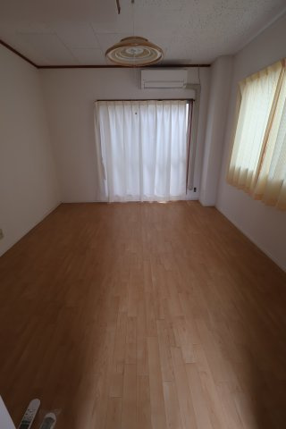 本町小林店舗の居間・リビング