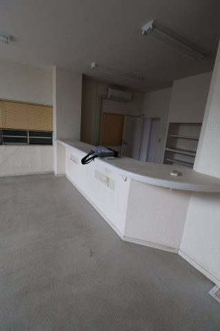 本町小林店舗の居間・リビング