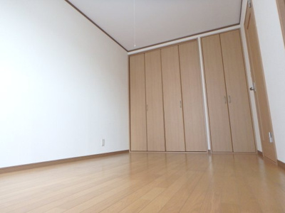 【居間・リビング】 | ストリーム・モンド | ゆったり過ごせる居間です