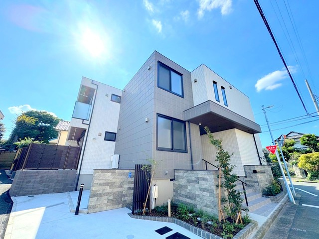 Ｔｏｐ　ｏｆ　ｔｈｅ　Ｈｉｌｌ