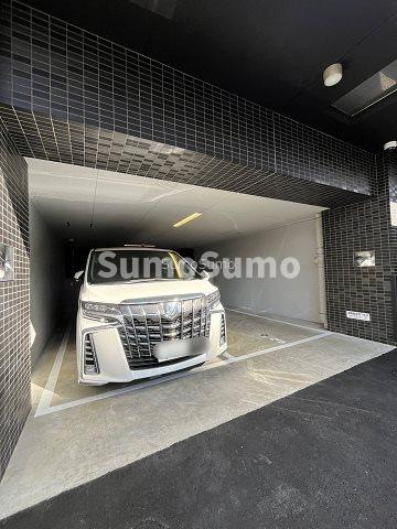 大阪市浪速区敷津西２丁目の賃貸マンションの駐車場