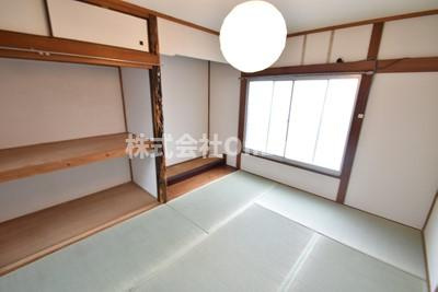 八尾市黒谷４丁目の一戸建ての寝室
