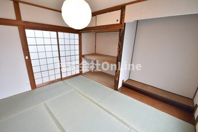 八尾市黒谷４丁目の一戸建ての内装