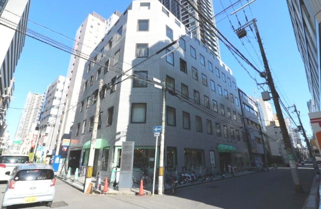 グロース北浜ビルディングの外観