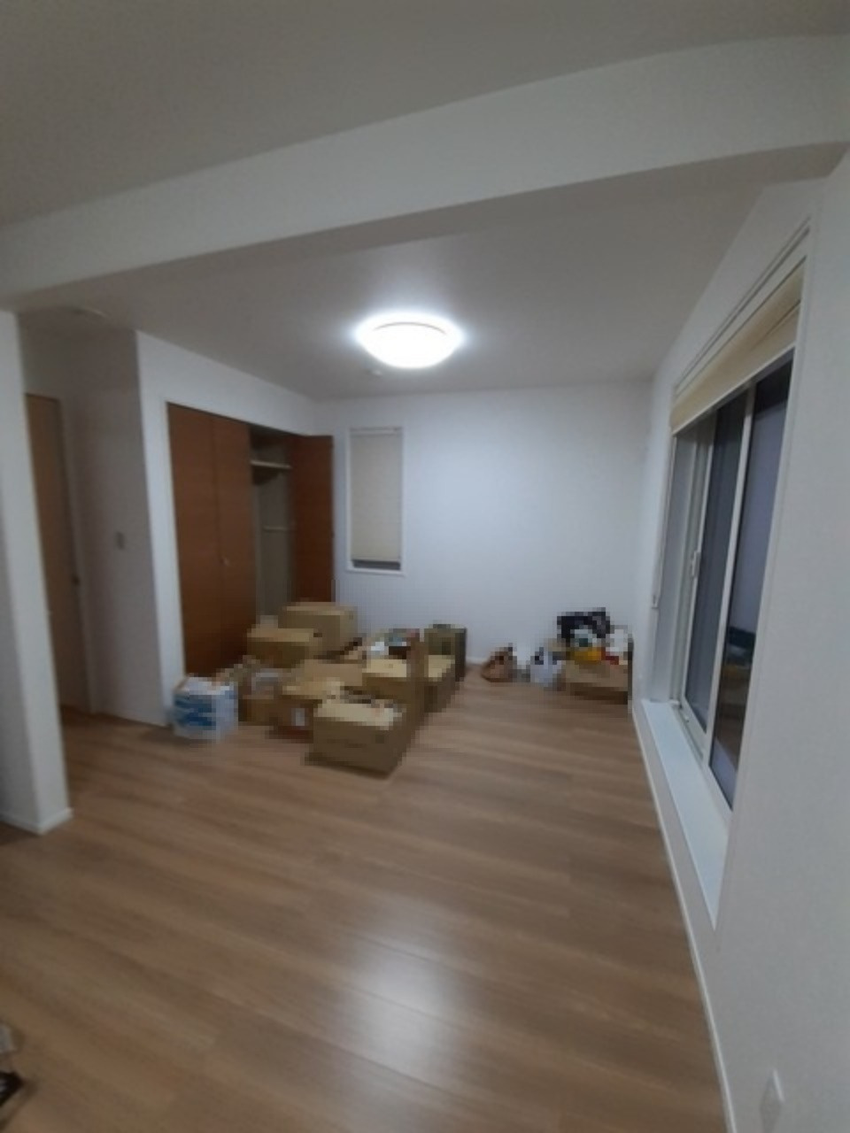 祠峯三丁目戸建の洋室|使い勝手のいい洋室です