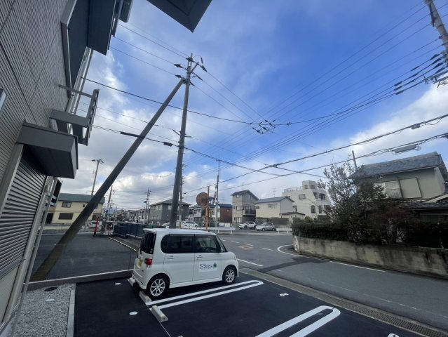 ジューンベリ―ガーデンの駐車場