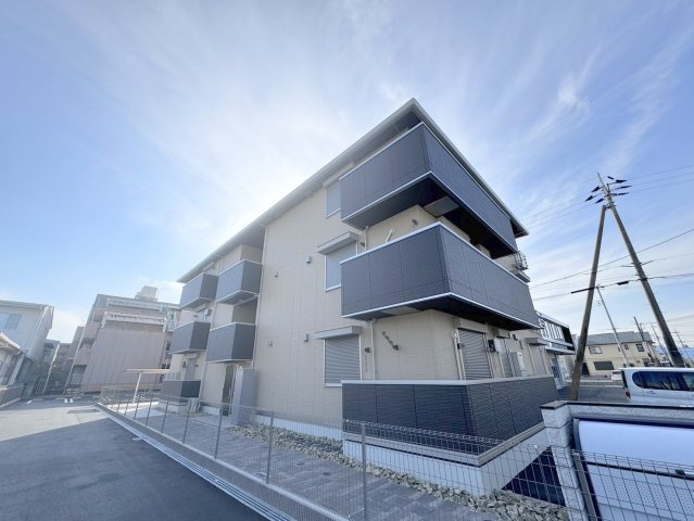 ジューンベリ―ガーデンの外観