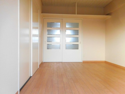 【寝室】 | サンワロイヤルマンション