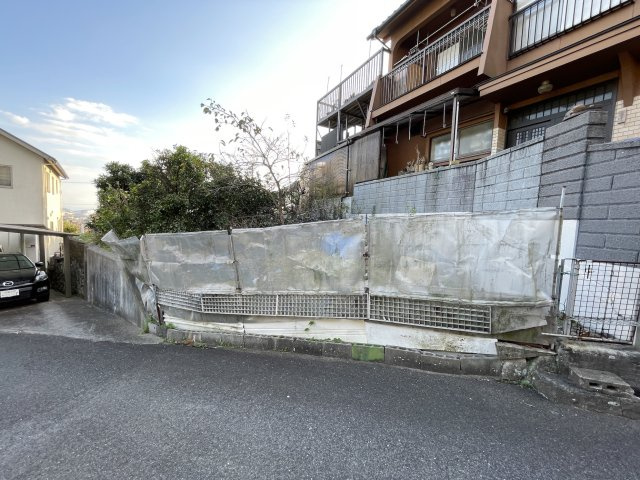 【外観】 | 敷地ひろびろ60.8坪！　建築条件なし！