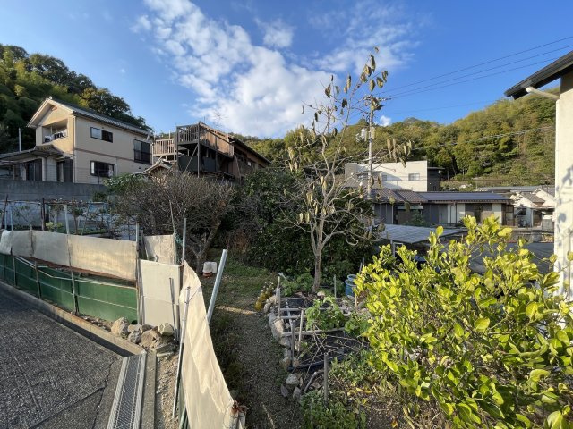 【周辺】 | 敷地ひろびろ60.8坪！　建築条件なし！