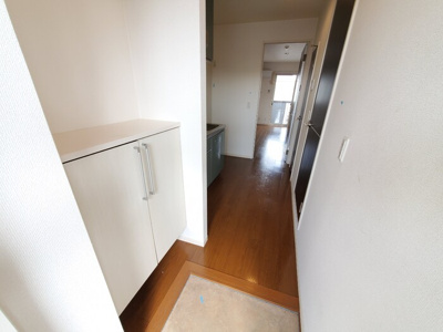 【玄関】 | ビクトワール