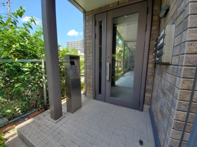 【エントランス】 | ビクトワール