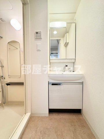 プレサンス名古屋グロウの居間・リビング