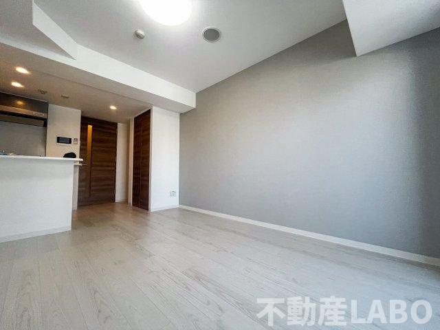 MELDIA CREST TAPP NAMBA-WESTの洋室