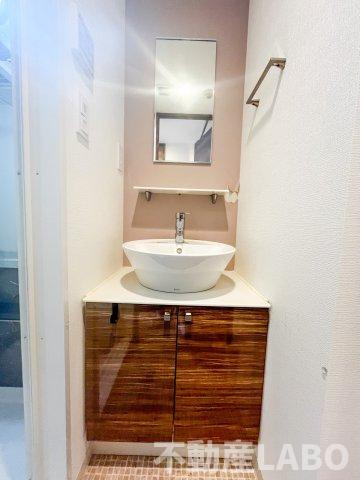 MELDIA CREST TAPP NAMBA-WESTの洗面所