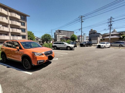 【その他】 | レオネクストＬｉｇｈｔ | 広々キッチンスペースで料理が楽しくなりますね♪