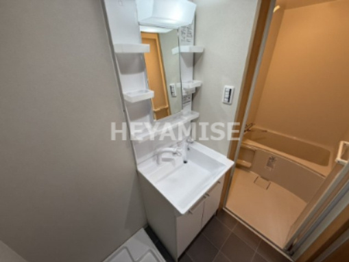 MODERN PALAZZO 宇都 ai secondの洗面所|※室内画像は別号室のもの