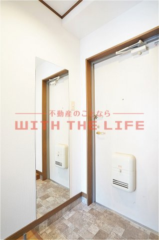 メゾンミラノ【キャッシュバック対象物件】の玄関|ゆったりとした玄関です