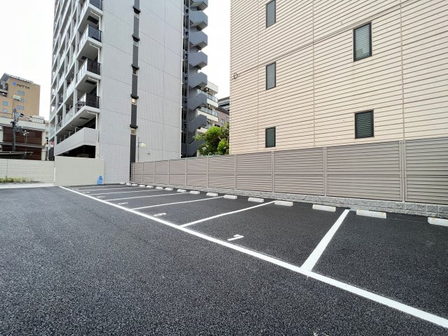gm難波ウエストD.C.の駐車場