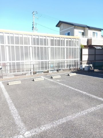 レジデンスディスコの駐車場