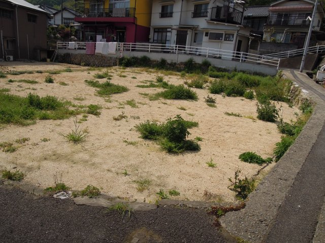 笠岡市笠岡売地7の前面道路含む現地写真