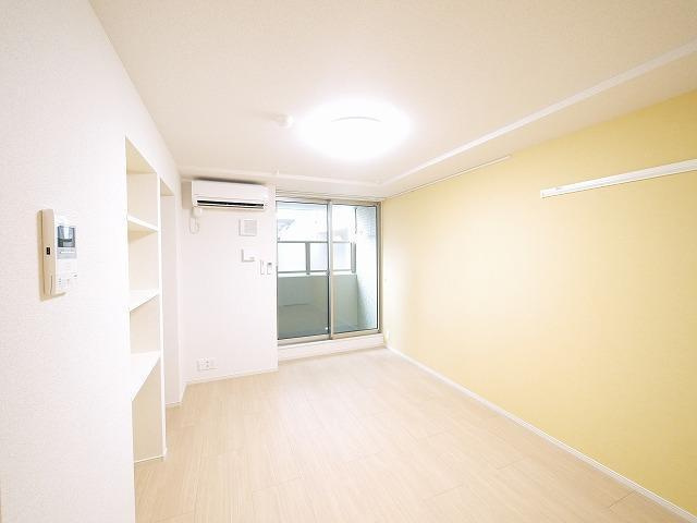 カーサ　アリエッタの洋室|広々とした洋室です