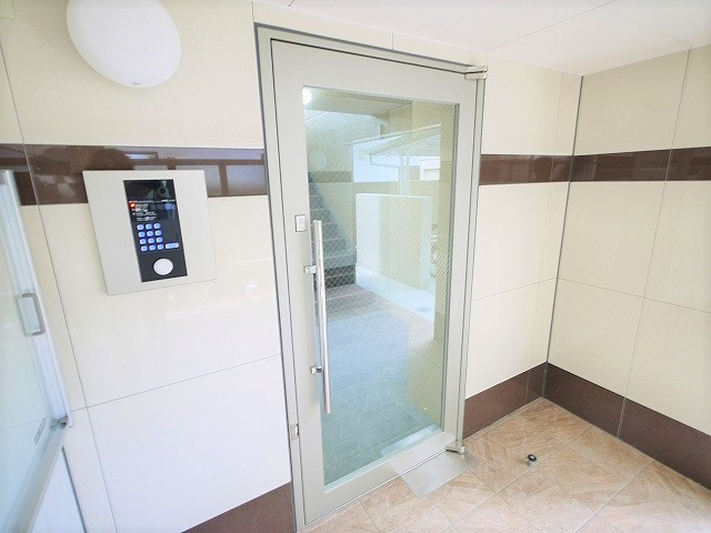 カーサ　アリエッタのセキュリティ|オートロック付きで安心。