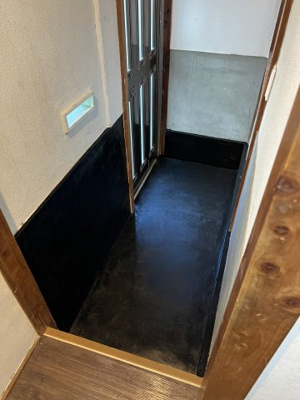 【玄関】 | 荒木町１丁目岡村様貸家 | 裏口玄関