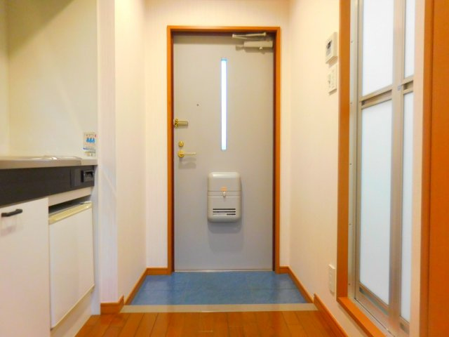 サンシード二番館の玄関
