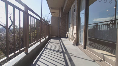 【バルコニー】