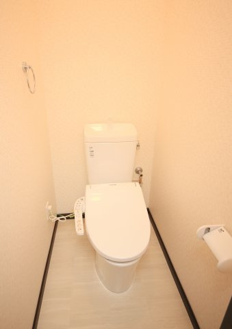 シャトー清城のトイレ|別部屋の参考写真となります。