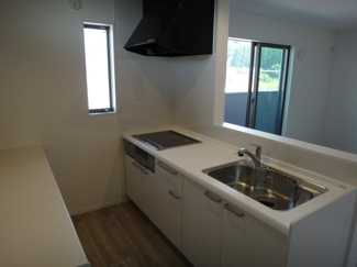 【キッチン】 | ティアメゾン | 使い勝手が良いキッチンでお料理をお楽しみください