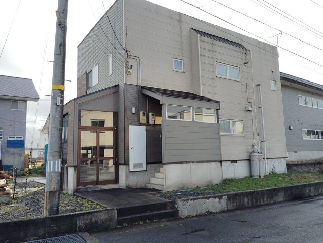米沢市城南５丁目　貸家の外観