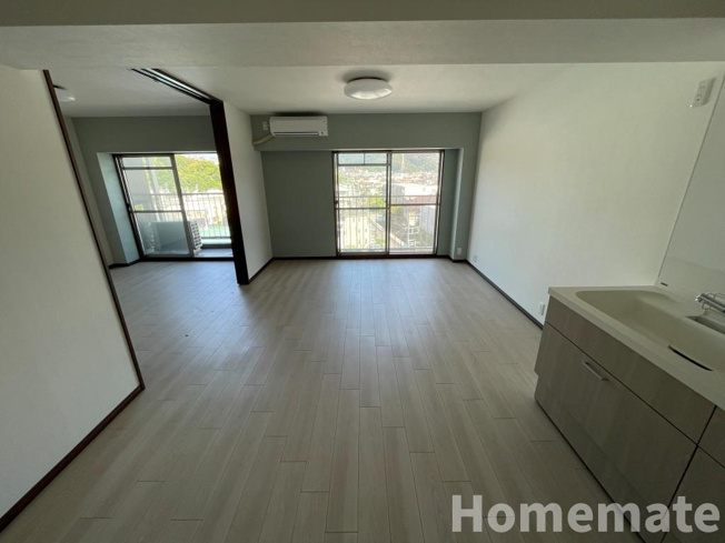 【居間・リビング】 | 湘南深沢マンション