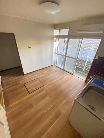 西宮グリーンハイツⅠの居間・リビング