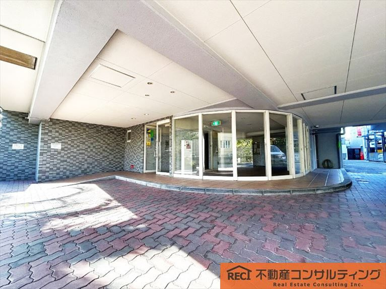 ネオステージ甲子園シーサイドヴューのエントランス