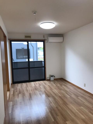 【洋室】 | ファサードＢ