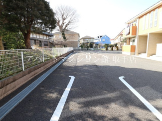 【駐車場】