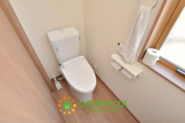 久喜市緑１丁目　中古一戸建てのトイレ