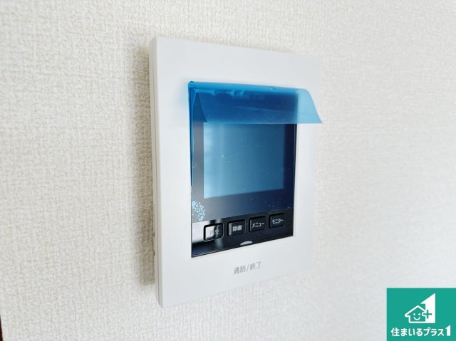 桜井市大豆越　第6期　新築一戸建ての防犯設備|カラーモニターインターホン！声だけでなく来訪者の姿や顔がモニターで確認できるので、小さなお子様がいらっしゃるご家庭でも安心できます！