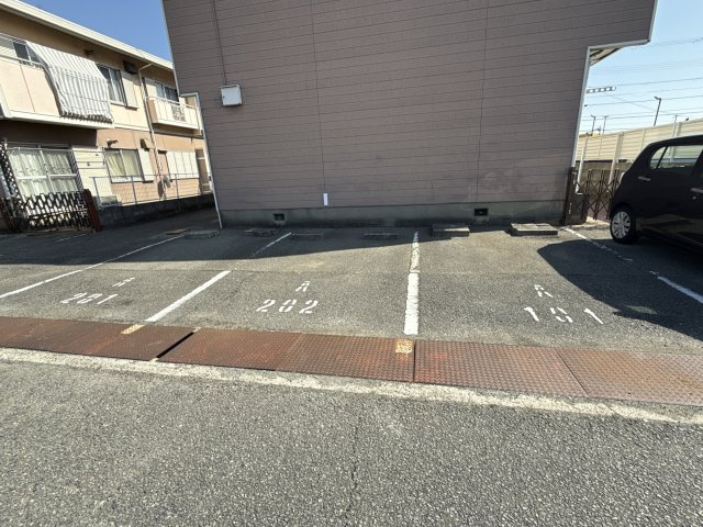 タウニィ優生Ａの駐車場