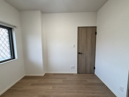 【洋室】サザンスクエア白梅 