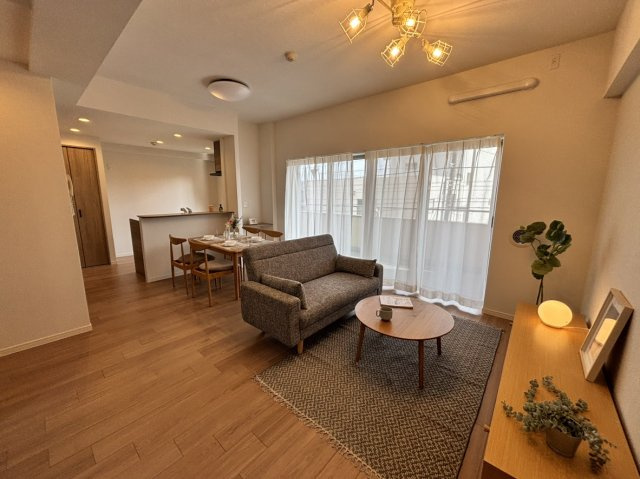 【居間・リビング】サザンスクエア白梅 