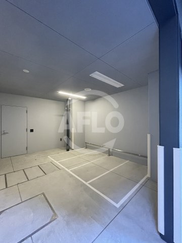 エスライズ難波Ⅲの駐車場|エスライズ難波Ⅲ　バイク置き場